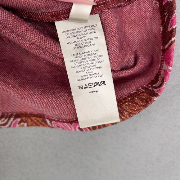 Anthropologie Shirt Womens Small Red Motif Demeter Paisley Tee Sparkle Metallic - Picture 14 of 16